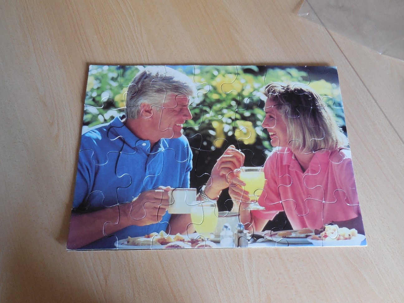 Puzzel etend echtpaar