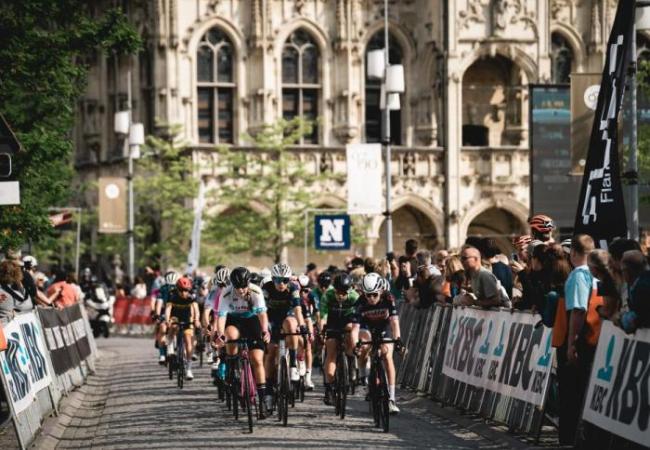 Foto jeugddag Ronde van Vlaanderen