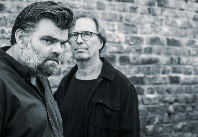 Stefaan Degand & Bo Spaenc - KATTENETEN © Tine De Wilde