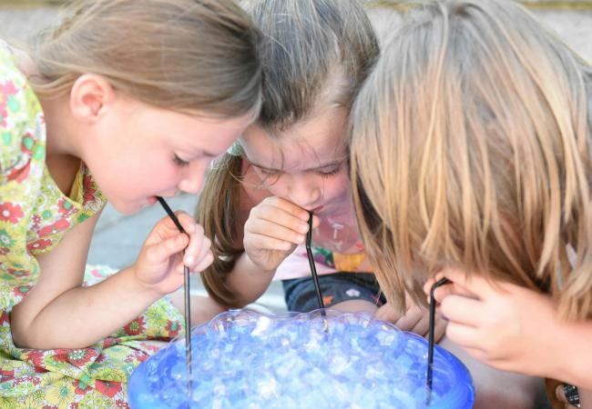 Bubbels en bellen © Heyo Vakantiekampen