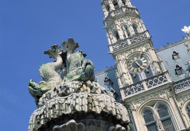 Stadhuis en belfort