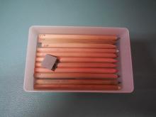 Kleur-verf- en schminkpotloden