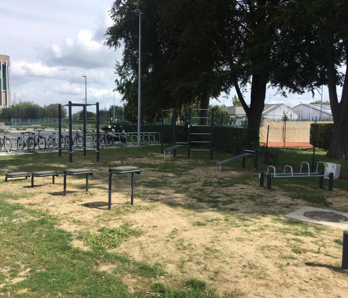 Outdoor fitness