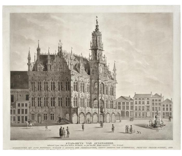 Town Hall, cloth hall, belfry and Royal Fountain